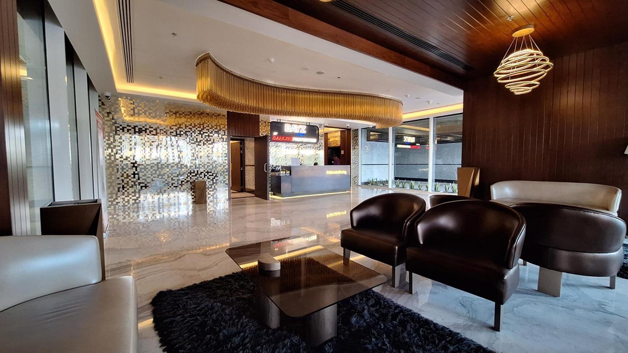 Апартаменты Bayz By Danube Marasi Drive