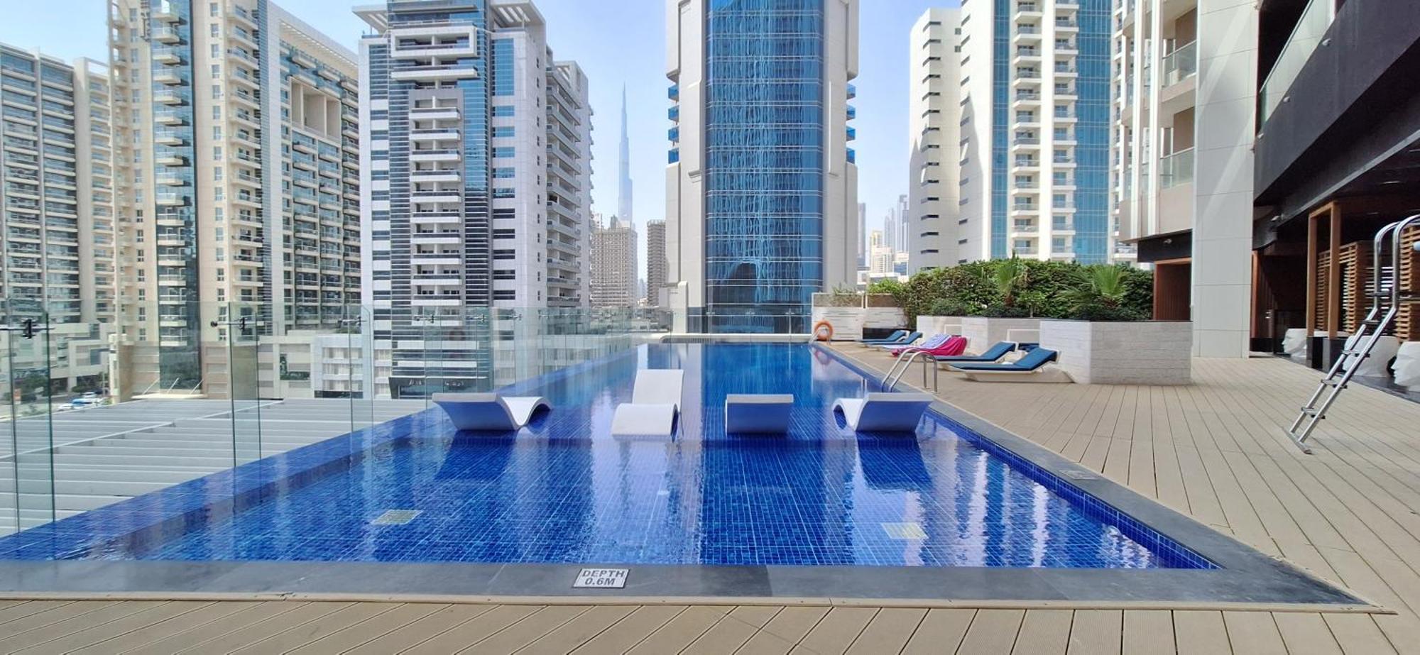 Апартаменты Bayz By Danube Marasi Drive Дубай